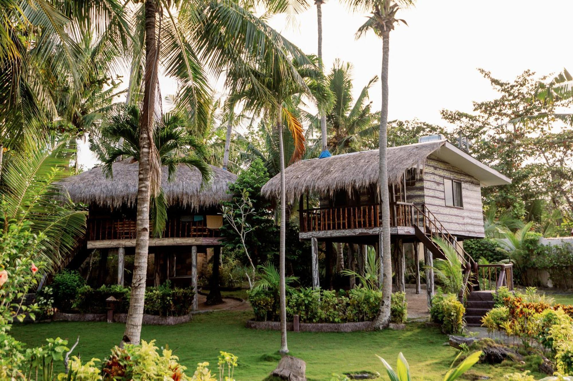 Polaris Beach And Dive Resort Inc Loon Bagian luar foto