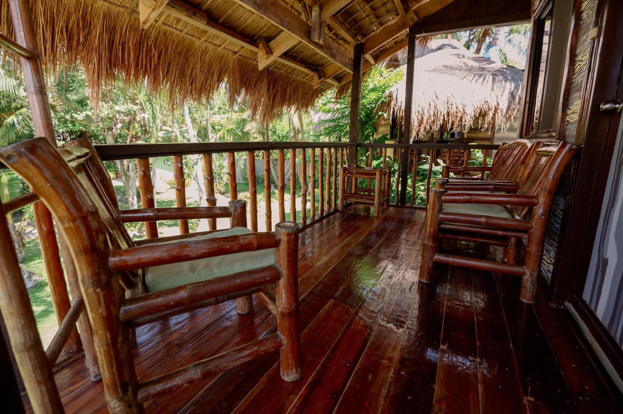 Polaris Beach And Dive Resort Inc Loon Bagian luar foto