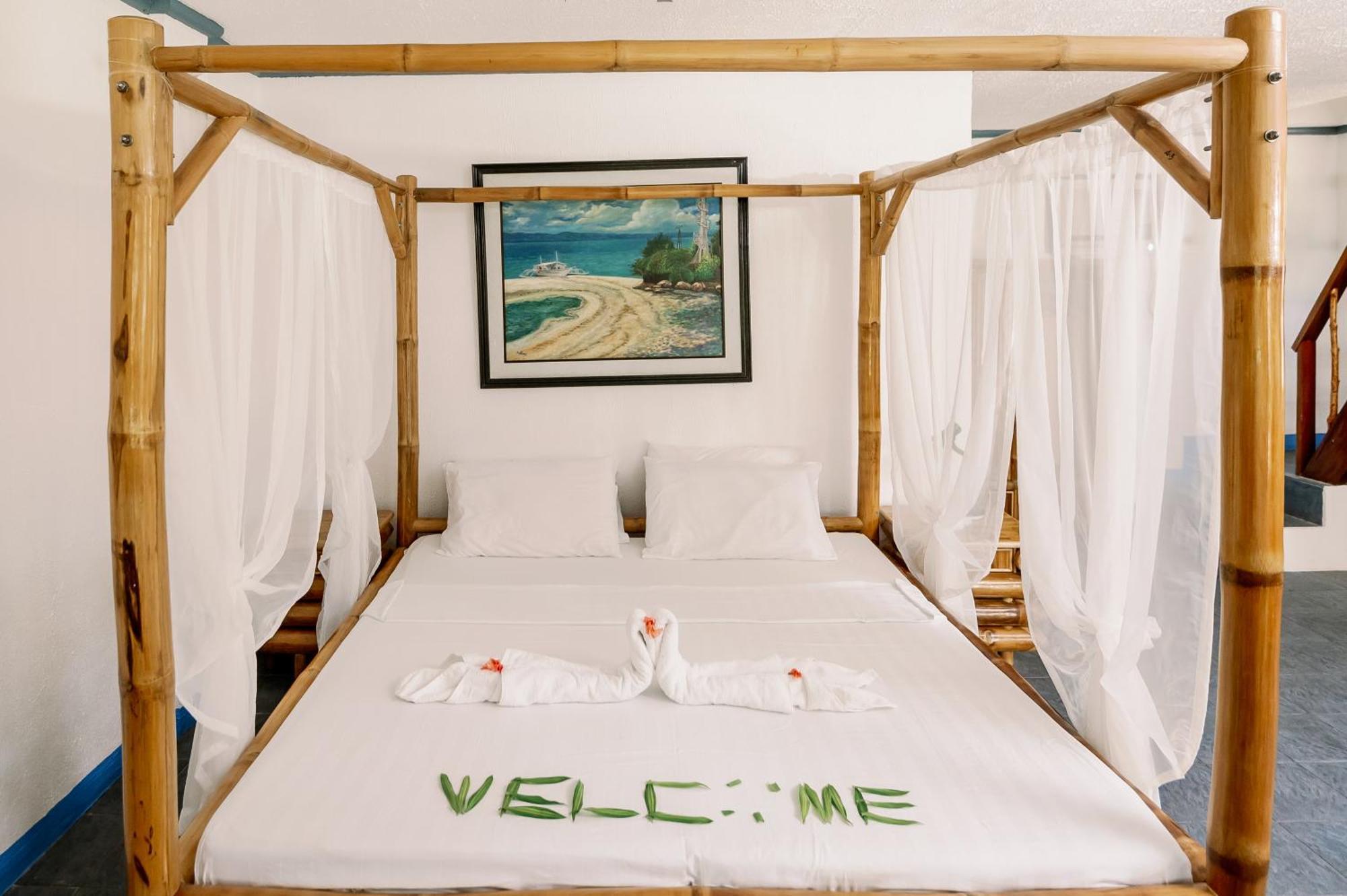 Polaris Beach And Dive Resort Inc Loon Bagian luar foto