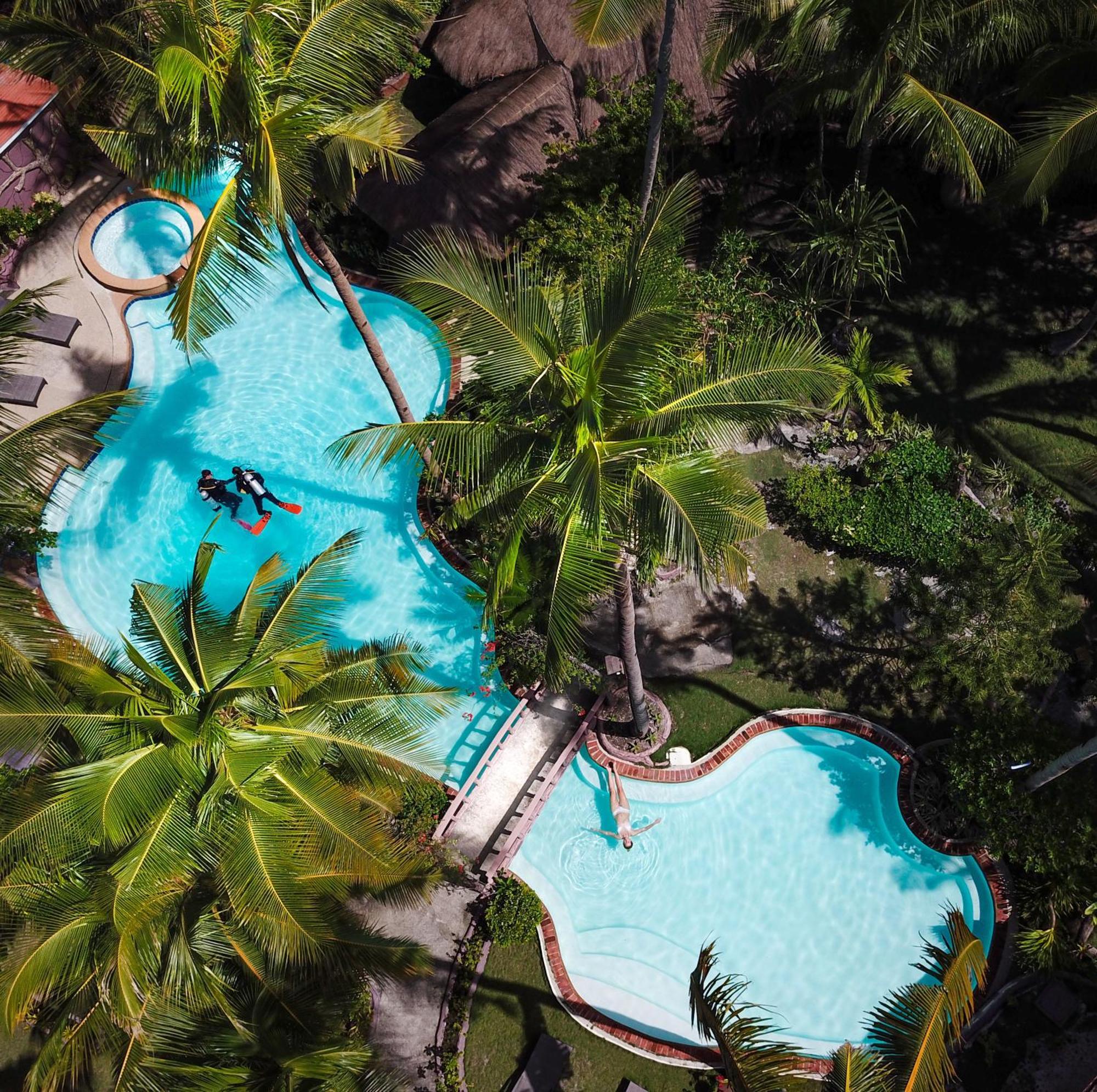 Polaris Beach And Dive Resort Inc Loon Bagian luar foto
