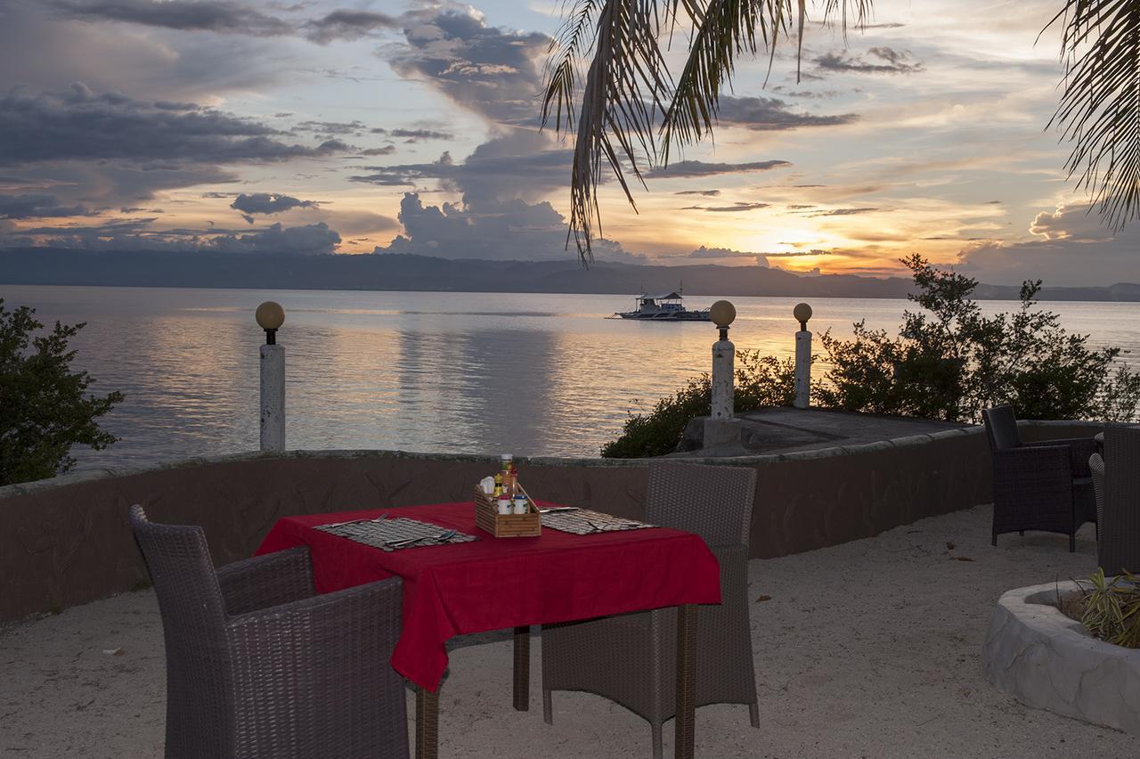 Polaris Beach And Dive Resort Inc Loon Bagian luar foto