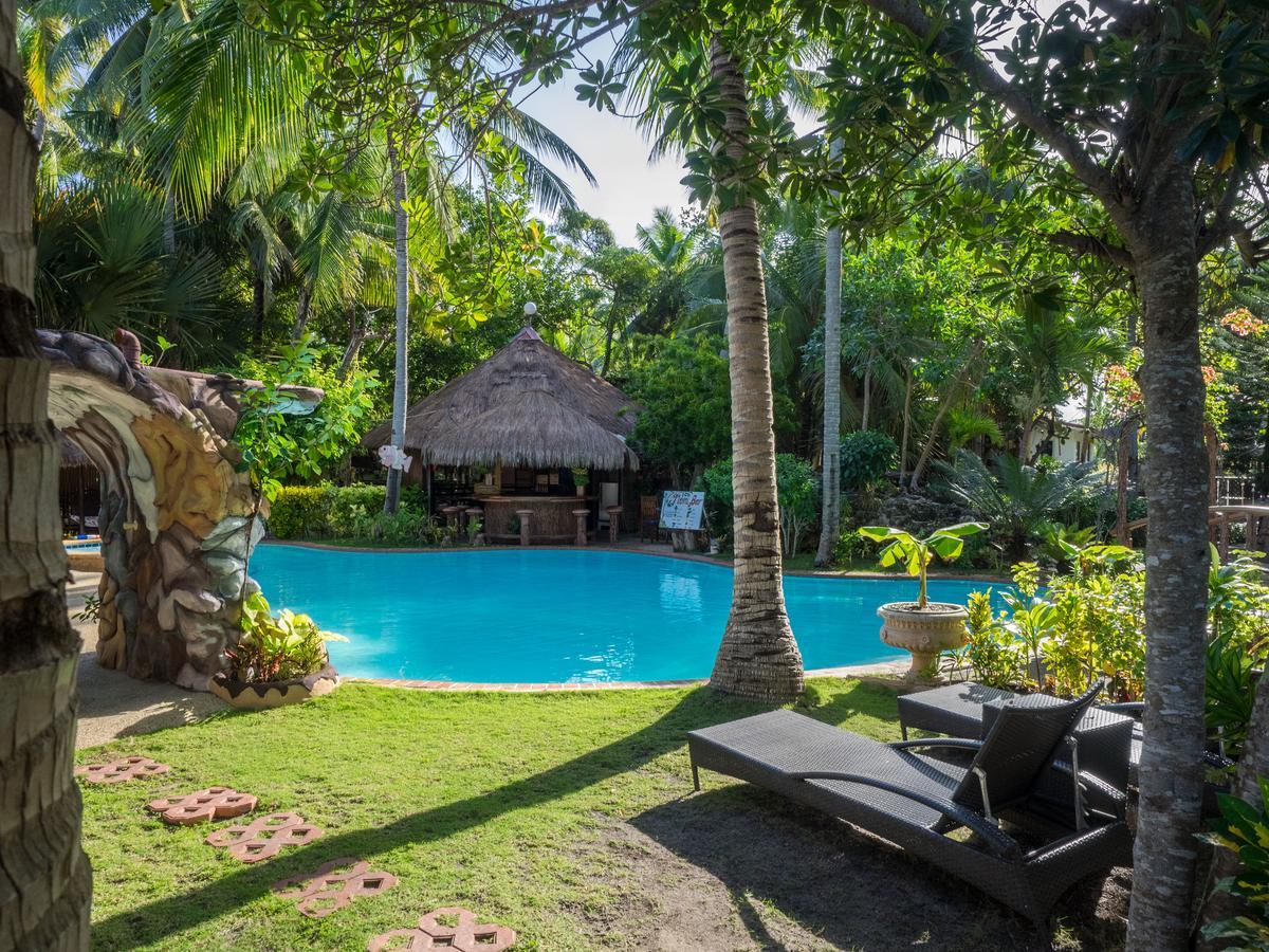 Polaris Beach And Dive Resort Inc Loon Bagian luar foto